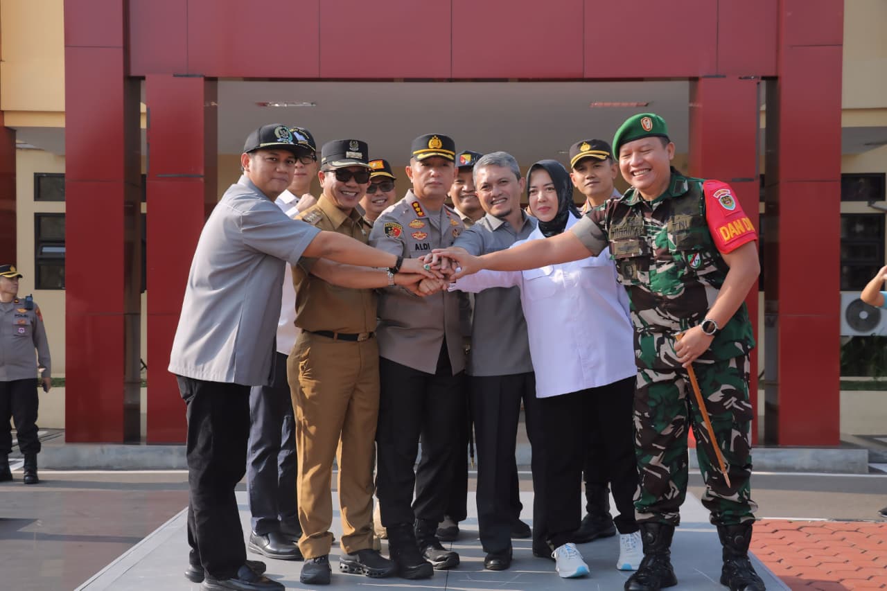 Suasana Kabupaten Bandung Kondusif, Aktivitas Warga Berjalan Normal